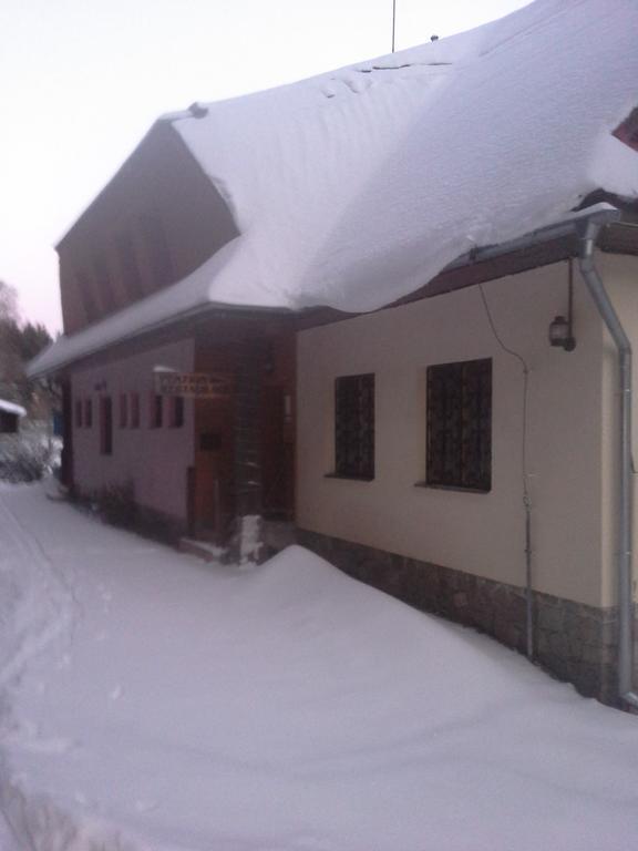 Penzion Adam Adamov  Extérieur photo